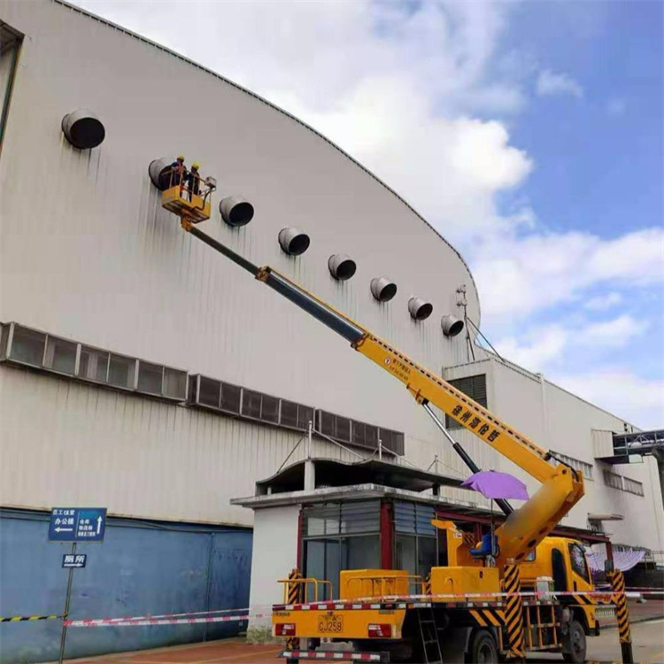 营根镇高空作业车出租服务：专业广告牌安装解决方案